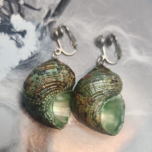 Vintage Green Shell Clip-On Earrings